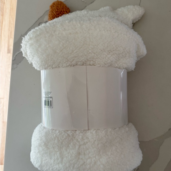 Hooded Blanket NWT - Picture 3 of 3